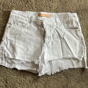 White Joe’s denim shorts! Good condition